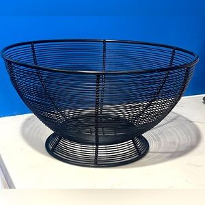 Black Wire/ Iron Fruit Basket/Bowl